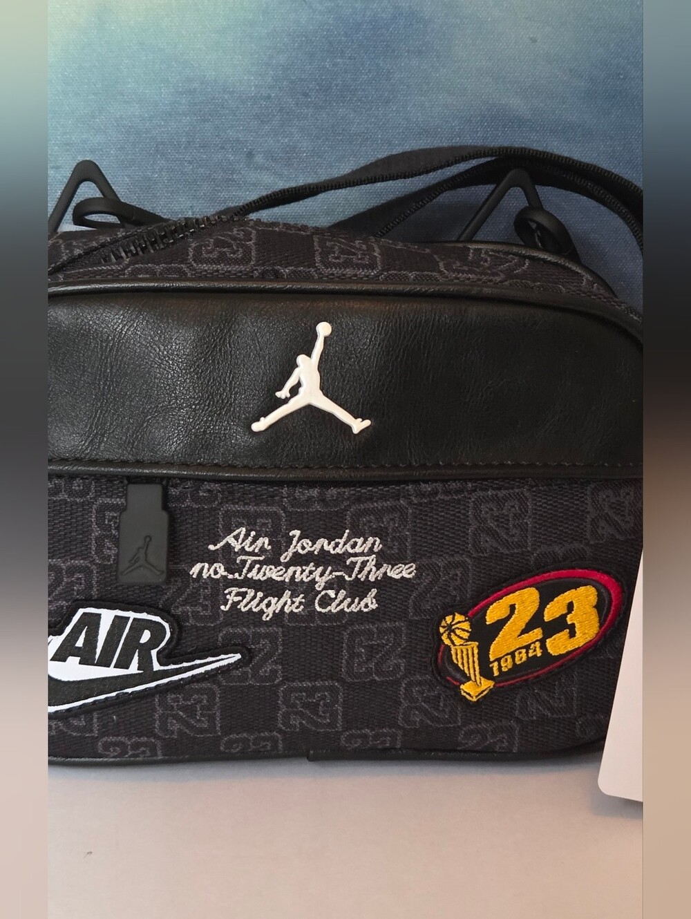 Jordan Flight Club Bag With Straps NWT - Picture 6 of 16